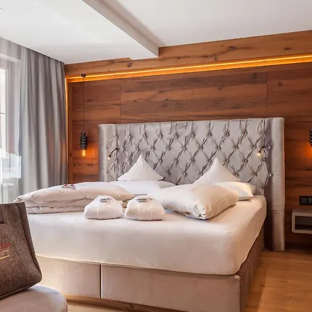 Platzer Superior 4*